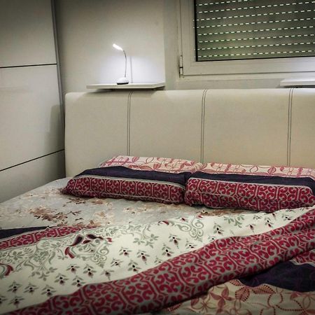 Apartman Simic - Stan Na Dan Bogatić Extérieur photo