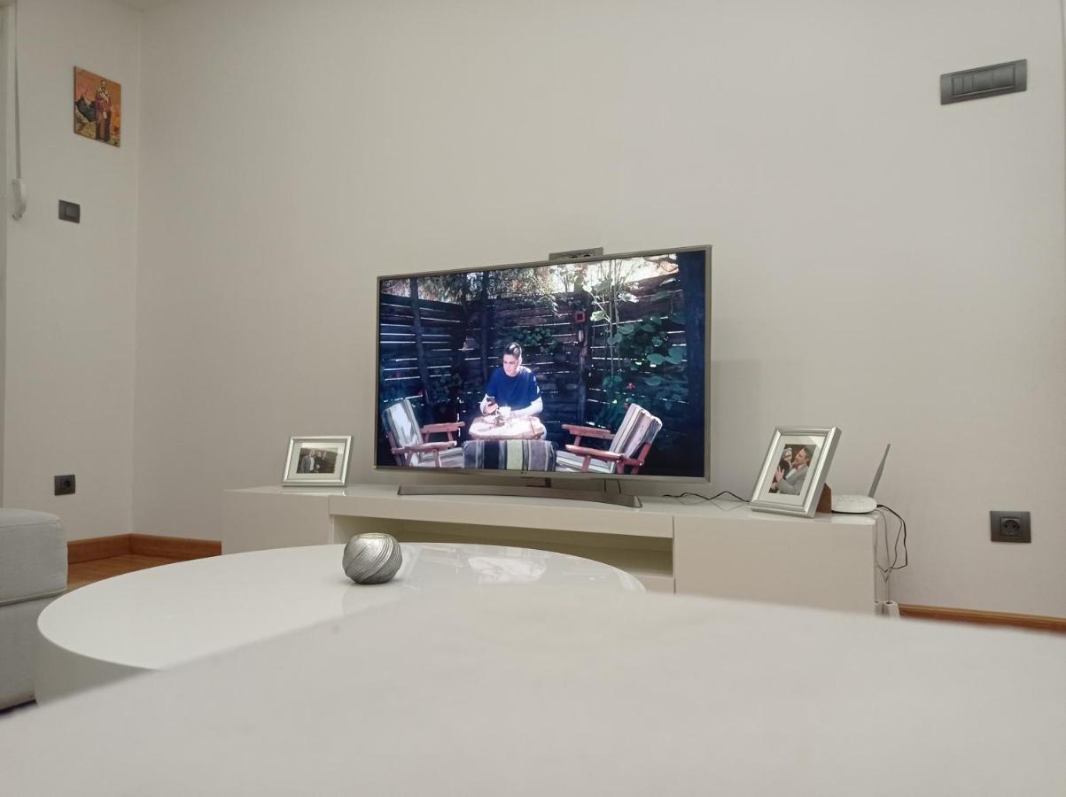 Apartman Simic - Stan Na Dan Bogatić Extérieur photo