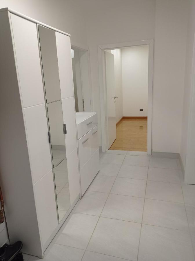 Apartman Simic - Stan Na Dan Bogatić Extérieur photo