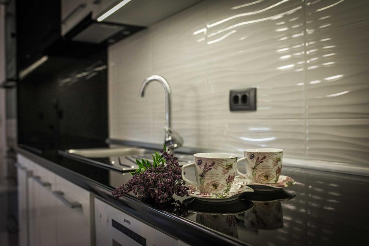Apartman Simic - Stan Na Dan Bogatić Extérieur photo